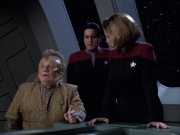 Filename=extant_StarTrek_VOY_6x14-Memorial_01457.jpg
Filesize=162KiB
Dimensions=1200x900
Date added=Jan 02, 2020 extant_StarTrek_VOY_6x14-Memorial_01457.jpg