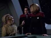 Filename=extant_StarTrek_VOY_6x14-Memorial_01464.jpg
Filesize=156KiB
Dimensions=1200x900
Date added=Jan 02, 2020 extant_StarTrek_VOY_6x14-Memorial_01464.jpg