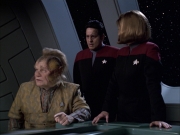 Filename=extant_StarTrek_VOY_6x14-Memorial_01466.jpg
Filesize=172KiB
Dimensions=1200x900
Date added=Jan 02, 2020 extant_StarTrek_VOY_6x14-Memorial_01466.jpg