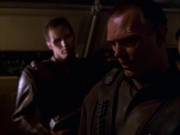extant_StarTrek_VOY_6x14-Memorial_01502.jpg