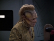 extant_StarTrek_VOY_6x14-Memorial_01611.jpg
