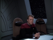 extant_StarTrek_VOY_6x14-Memorial_01620.jpg