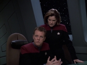 extant_StarTrek_VOY_6x14-Memorial_01624.jpg