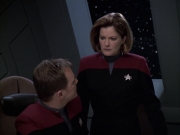 extant_StarTrek_VOY_6x14-Memorial_01628.jpg