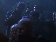 extant_StarTrek_VOY_6x14-Memorial_01697.jpg