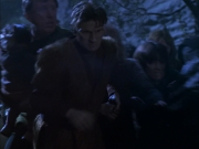 extant_StarTrek_VOY_6x14-Memorial_01708.jpg