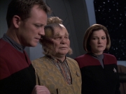 Filename=extant_StarTrek_VOY_6x14-Memorial_01756.jpg
Filesize=171KiB
Dimensions=1200x900
Date added=Jan 02, 2020 extant_StarTrek_VOY_6x14-Memorial_01756.jpg