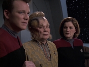 Filename=extant_StarTrek_VOY_6x14-Memorial_01757.jpg
Filesize=163KiB
Dimensions=1200x900
Date added=Jan 02, 2020 extant_StarTrek_VOY_6x14-Memorial_01757.jpg