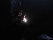 extant_StarTrek_VOY_6x14-Memorial_01896.jpg