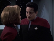 extant_StarTrek_VOY_6x14-Memorial_01916.jpg
