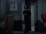 extant_StarTrek_VOY_6x14-Memorial_01961.jpg