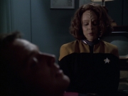 extant_StarTrek_VOY_6x14-Memorial_02005.jpg