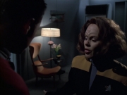 extant_StarTrek_VOY_6x14-Memorial_02079.jpg