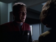extant_StarTrek_VOY_6x14-Memorial_02086.jpg