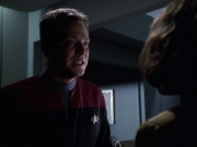extant_StarTrek_VOY_6x14-Memorial_02089.jpg