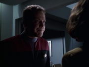 extant_StarTrek_VOY_6x14-Memorial_02092.jpg