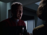 extant_StarTrek_VOY_6x14-Memorial_02094.jpg