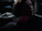 extant_StarTrek_VOY_6x14-Memorial_02311.jpg