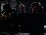 extant_StarTrek_VOY_6x14-Memorial_02322.jpg