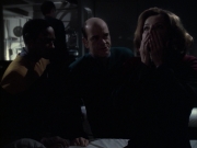 extant_StarTrek_VOY_6x14-Memorial_02324.jpg