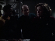 extant_StarTrek_VOY_6x14-Memorial_02336.jpg