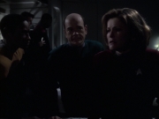extant_StarTrek_VOY_6x14-Memorial_02339.jpg