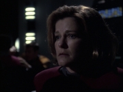 extant_StarTrek_VOY_6x14-Memorial_02358.jpg