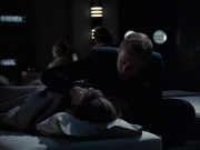 extant_StarTrek_VOY_6x14-Memorial_02361.jpg