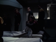 extant_StarTrek_VOY_6x14-Memorial_02404.jpg