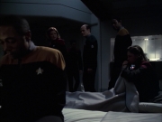 extant_StarTrek_VOY_6x14-Memorial_02406.jpg
