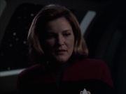 extant_StarTrek_VOY_6x14-Memorial_02419.jpg
