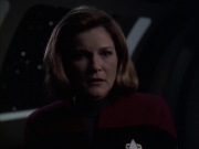 extant_StarTrek_VOY_6x14-Memorial_02420.jpg