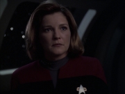 extant_StarTrek_VOY_6x14-Memorial_02443.jpg