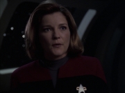 extant_StarTrek_VOY_6x14-Memorial_02444.jpg