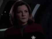 extant_StarTrek_VOY_6x14-Memorial_02445.jpg
