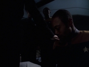 extant_StarTrek_VOY_6x14-Memorial_02495.jpg
