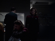 extant_StarTrek_VOY_6x14-Memorial_02520.jpg