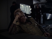 extant_StarTrek_VOY_6x14-Memorial_02533.jpg