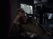 extant_StarTrek_VOY_6x14-Memorial_02550.jpg