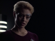 extant_StarTrek_VOY_6x14-Memorial_02565.jpg
