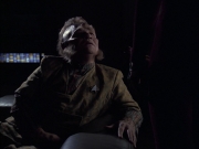 extant_StarTrek_VOY_6x14-Memorial_02638.jpg