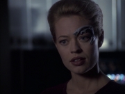 extant_StarTrek_VOY_6x14-Memorial_02656.jpg