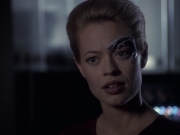extant_StarTrek_VOY_6x14-Memorial_02661.jpg