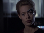 extant_StarTrek_VOY_6x14-Memorial_02664.jpg