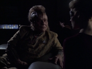 extant_StarTrek_VOY_6x14-Memorial_02668.jpg