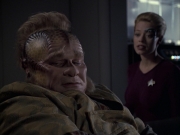 extant_StarTrek_VOY_6x14-Memorial_02694.jpg
