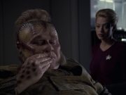 extant_StarTrek_VOY_6x14-Memorial_02705.jpg