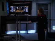 extant_StarTrek_VOY_6x14-Memorial_02740.jpg