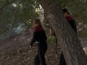 extant_StarTrek_VOY_6x14-Memorial_03021.jpg