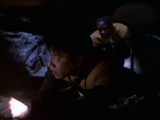 extant_StarTrek_VOY_6x14-Memorial_03044.jpg